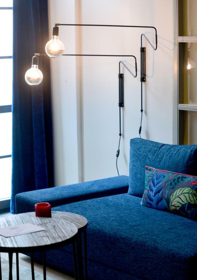 Apartment Chic And Modern In Hip Area *